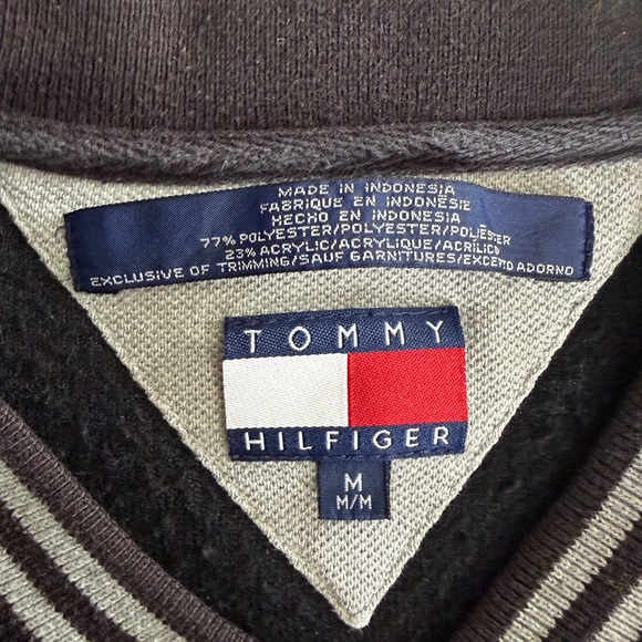 Tommy Hilfiger Black Sherpa V-Neck Pullover | Vintage Preppy Streetwear Cozycore - Picture 6 of 9